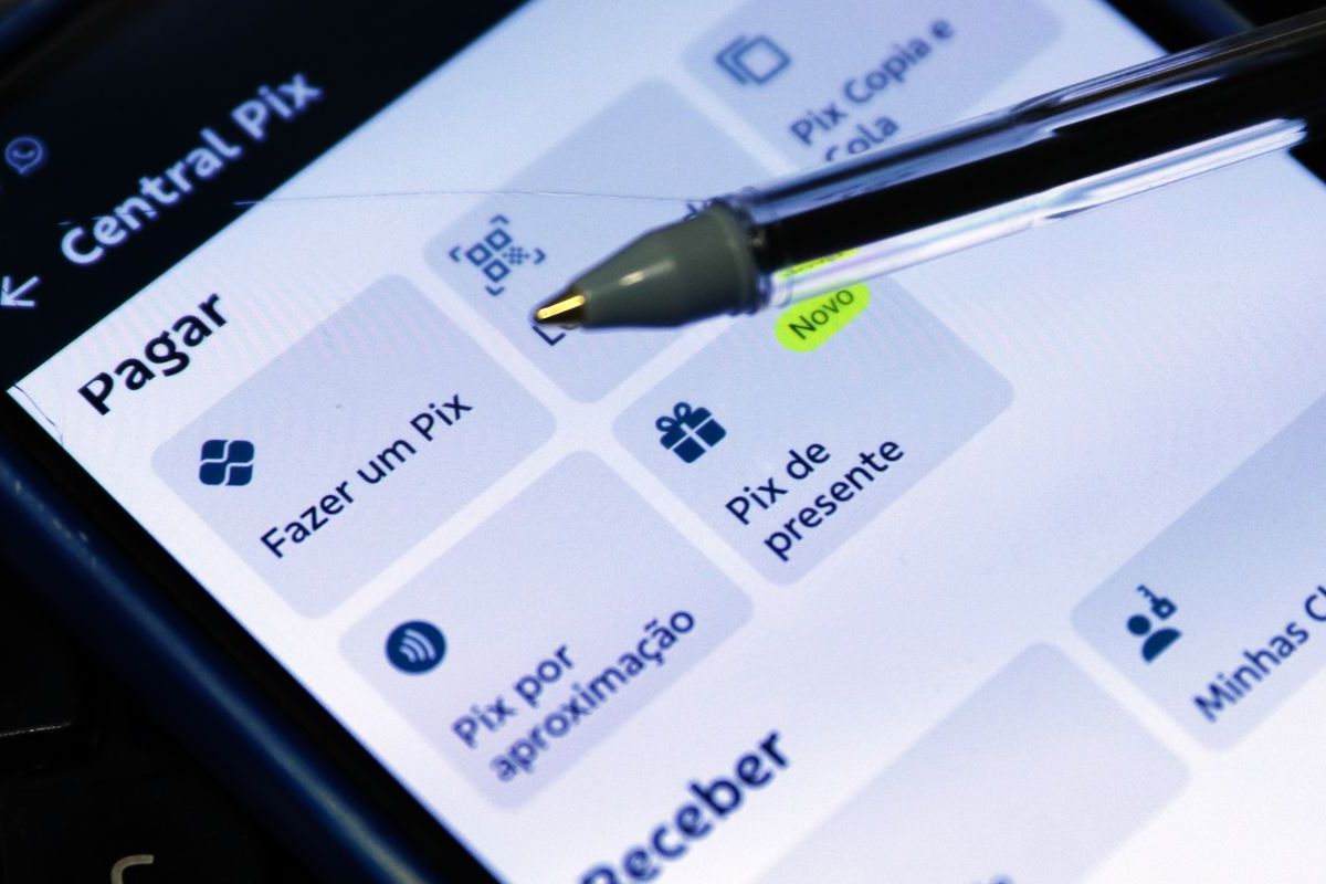Pagamento por Pix em maquininha e celular