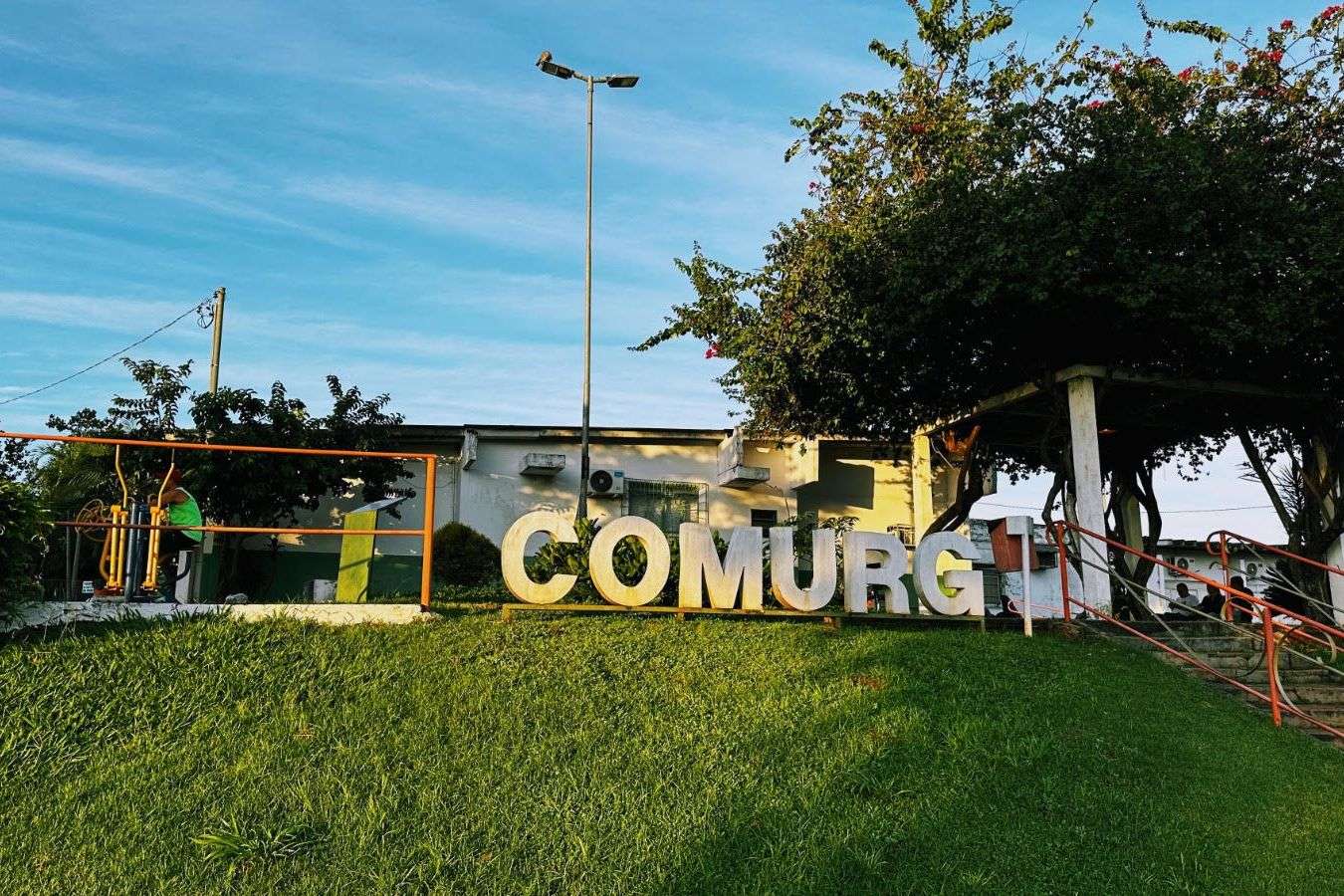 Letreiro da Comurg na sede da companhia, em Goiânia, onde ocorre o processo seletivo